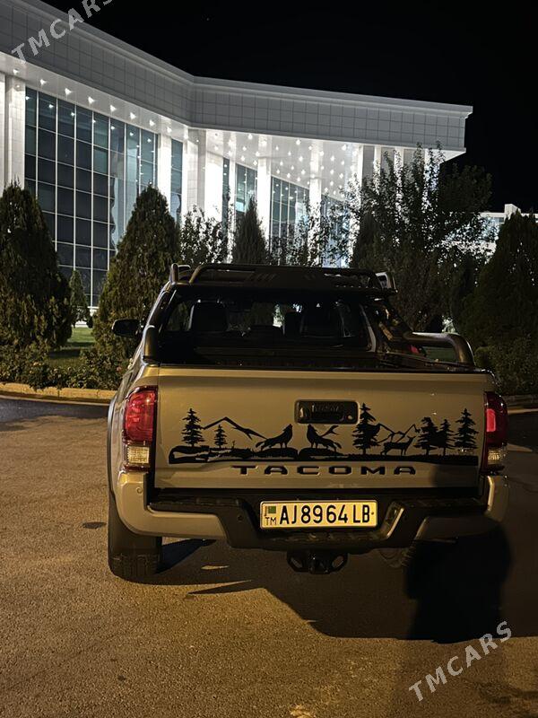 Toyota Tacoma 2018 - 335 000 TMT - Туркменабат - img 2
