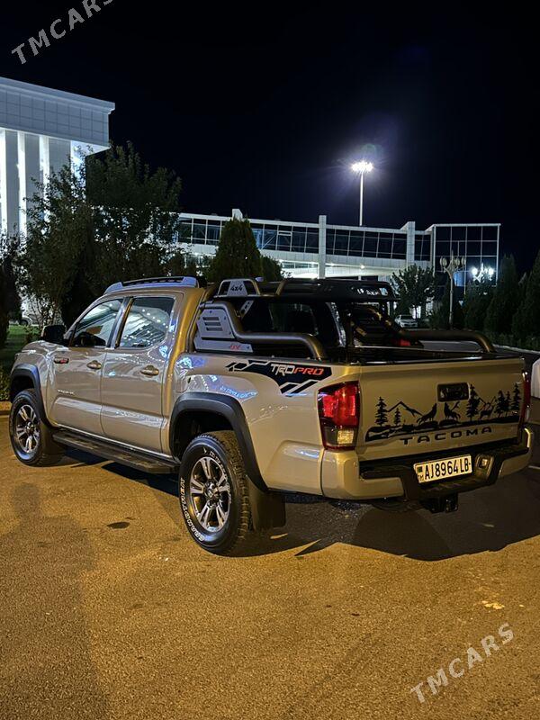Toyota Tacoma 2018 - 335 000 TMT - Туркменабат - img 1