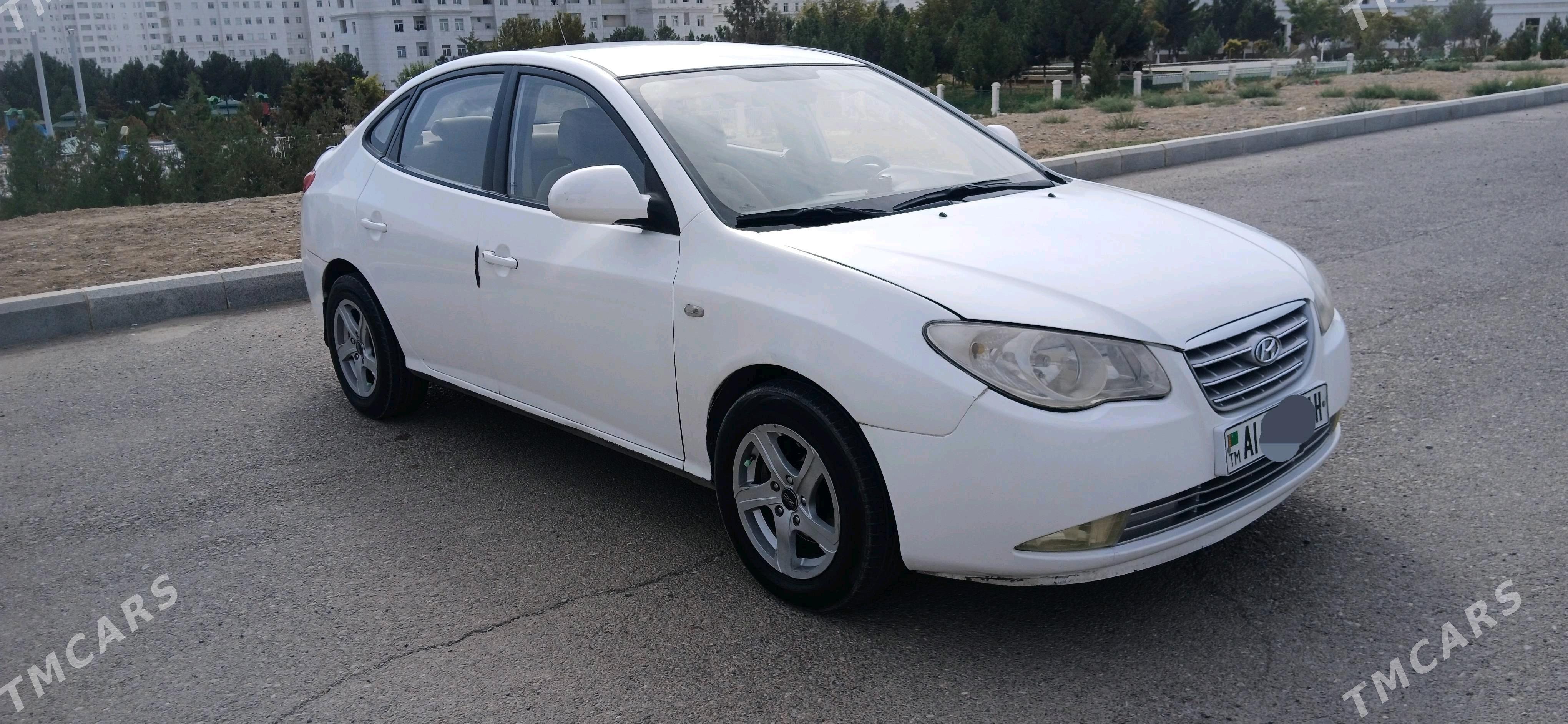 Hyundai Elantra 2010 - 115 000 TMT - Büzmeýin - img 5