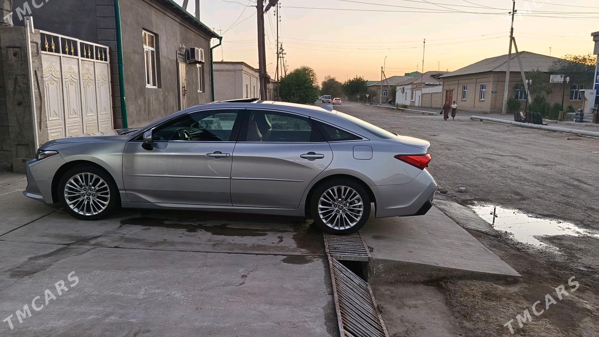 Toyota Avalon 2020 - 400 000 TMT - Дашогуз - img 9