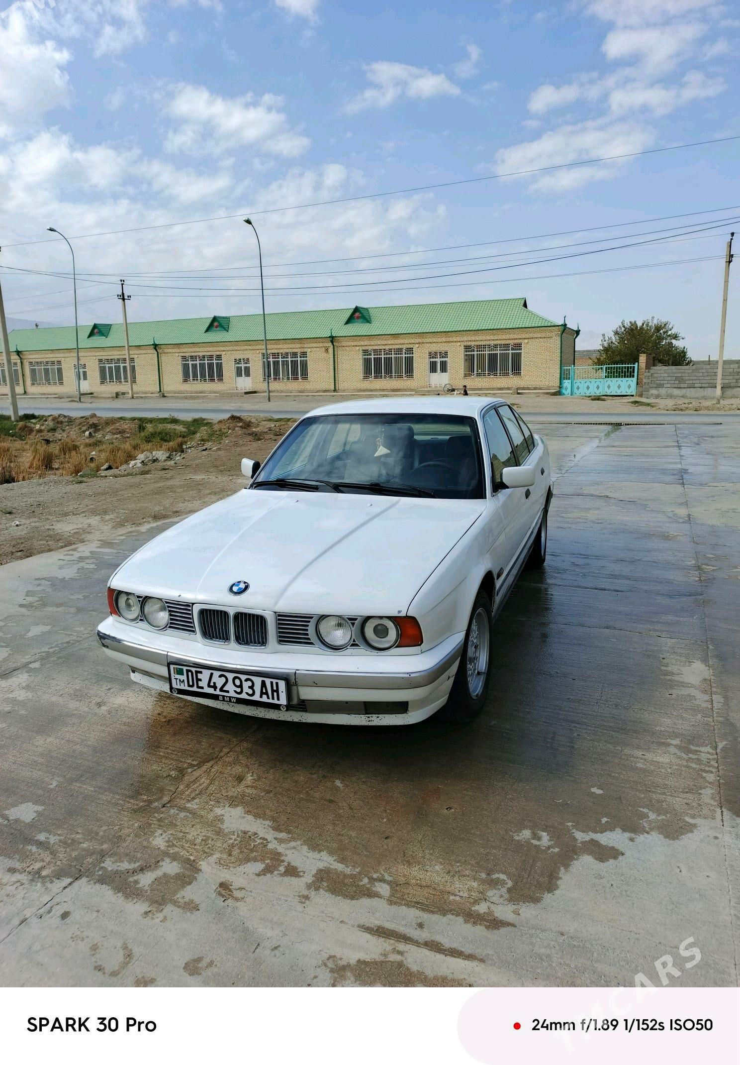 BMW 528 1992 - 60 000 TMT - Бахарден - img 2