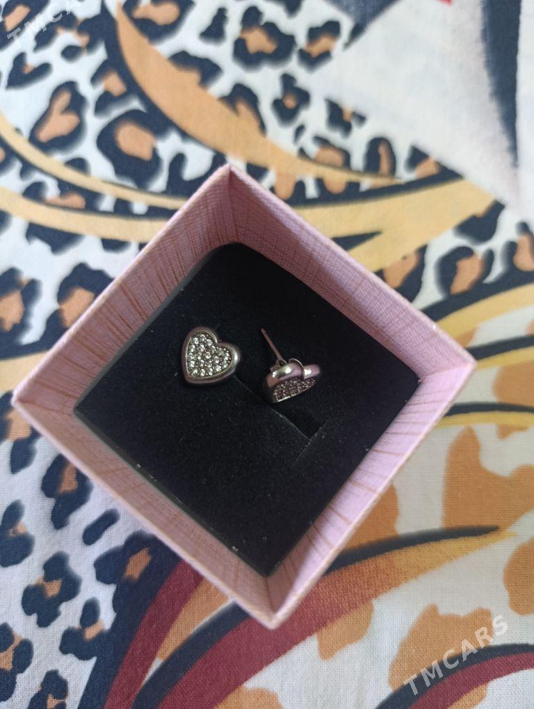 Серебряные серьги-гвоздики - 4 мкр - img 1