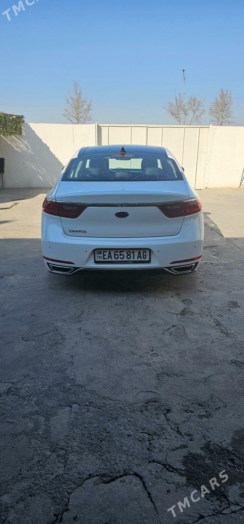 Kia Cadenza 2017 - 245 000 TMT - Мир 6 - img 5