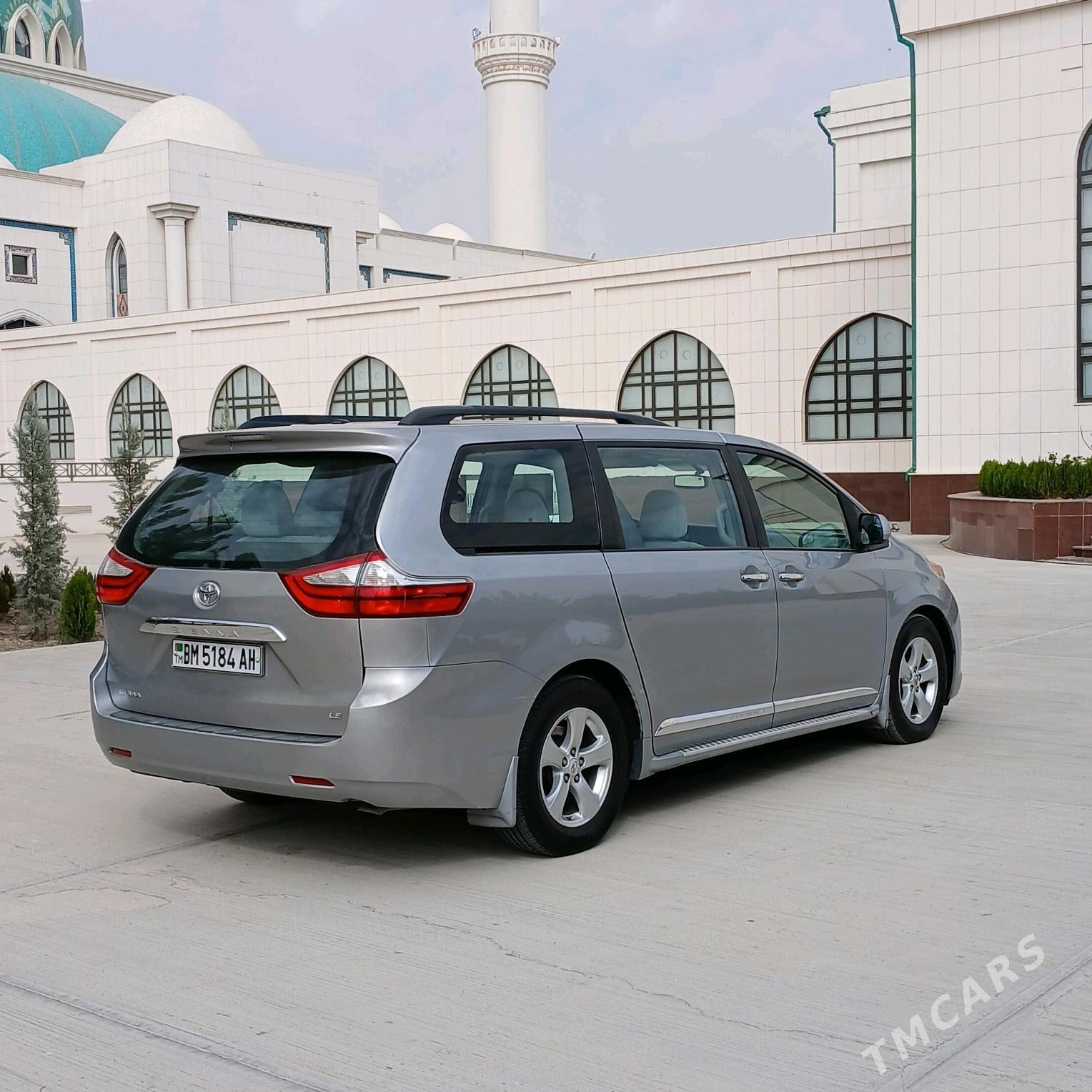 Toyota Sienna 2016 - 348 000 TMT - Aşgabat - img 5