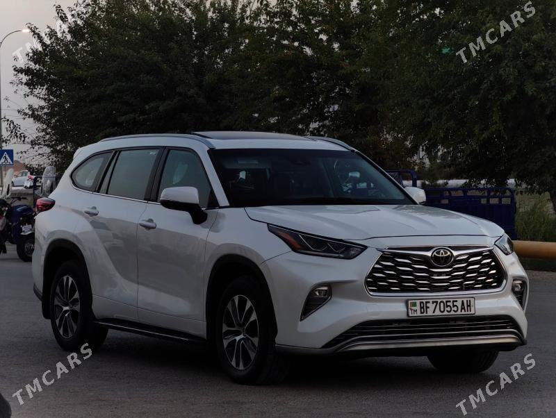 Toyota Highlander 2022 - 510 000 TMT - Теджен - img 3