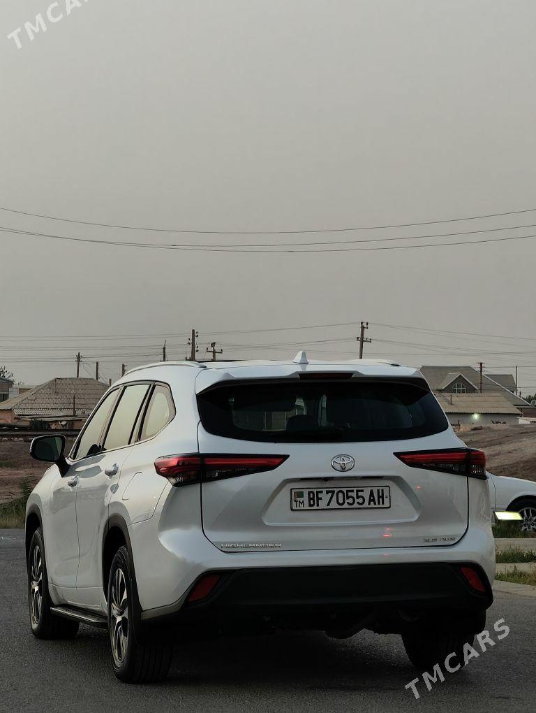 Toyota Highlander 2022 - 510 000 TMT - Теджен - img 2