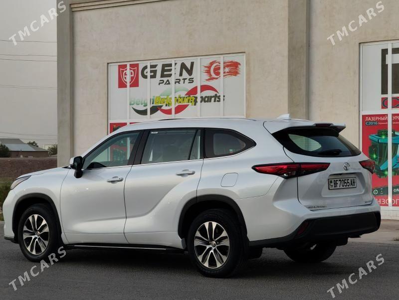 Toyota Highlander 2022 - 510 000 TMT - Теджен - img 7