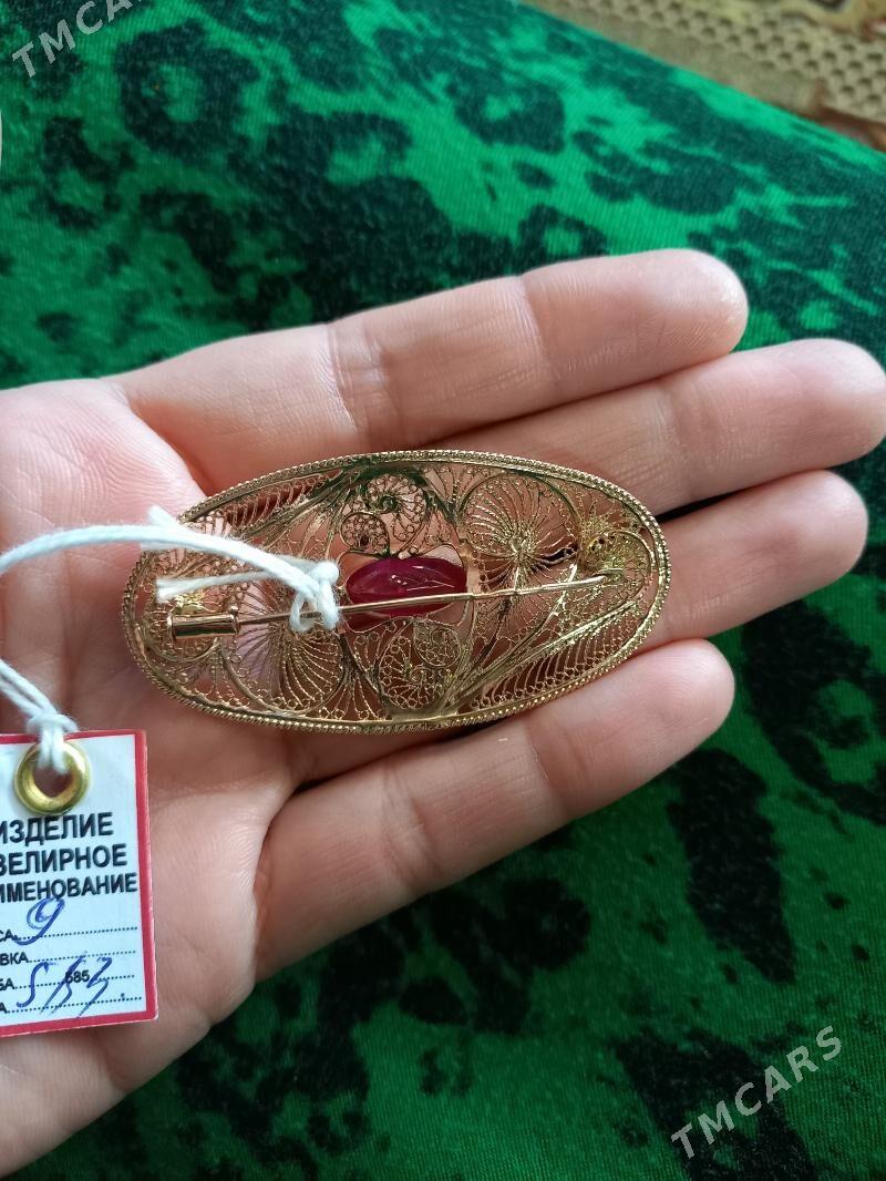 Gyzyl broska - Köşi - img 2