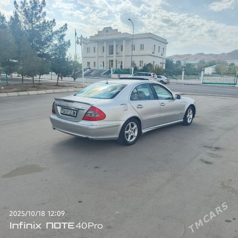 Mercedes-Benz E320 2004 - 130 000 TMT - Туркменбаши - img 3
