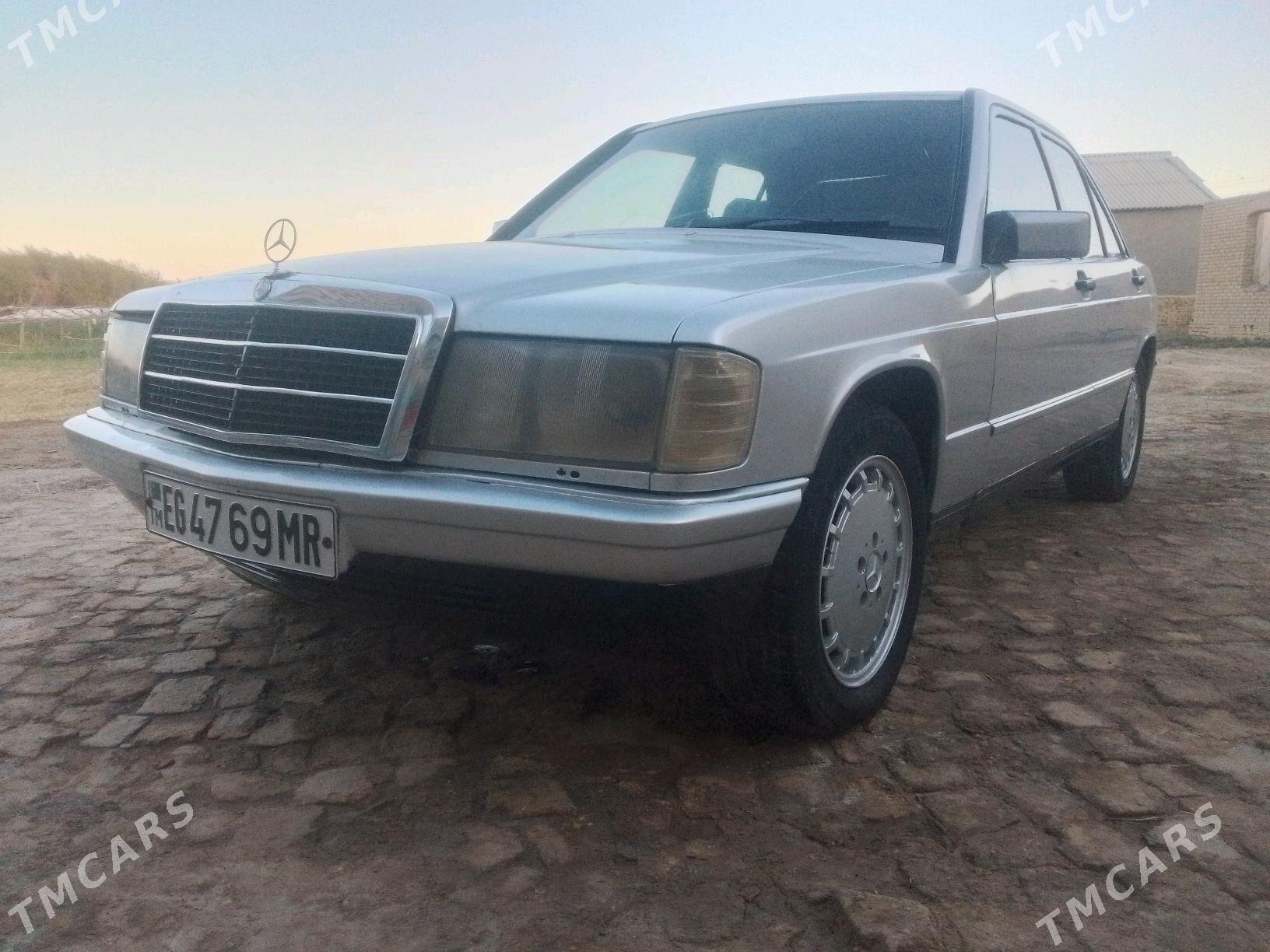 Mercedes-Benz 190E 1987 - 42 000 TMT - Мургап - img 1
