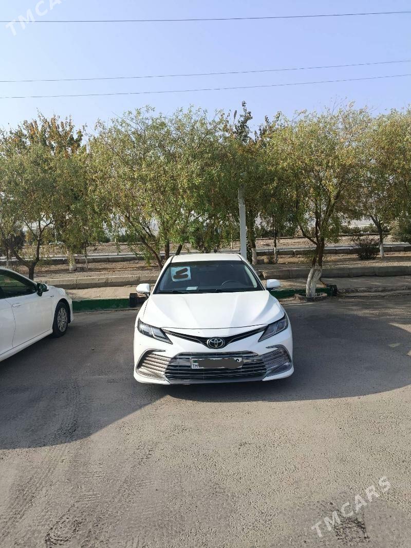 Toyota Camry 2022 - 270 000 TMT - Ашхабад - img 2