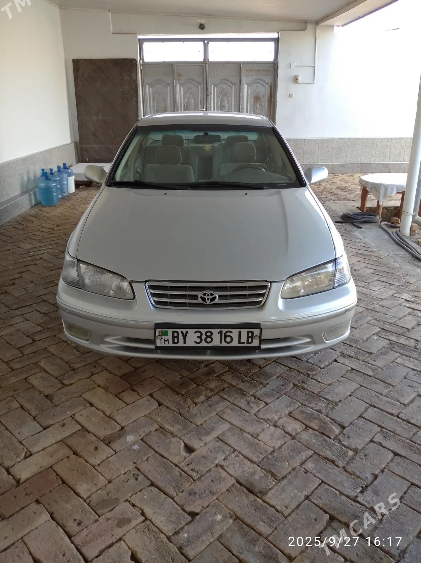 Toyota Camry 2000 - 132 000 TMT - Kerki - img 2