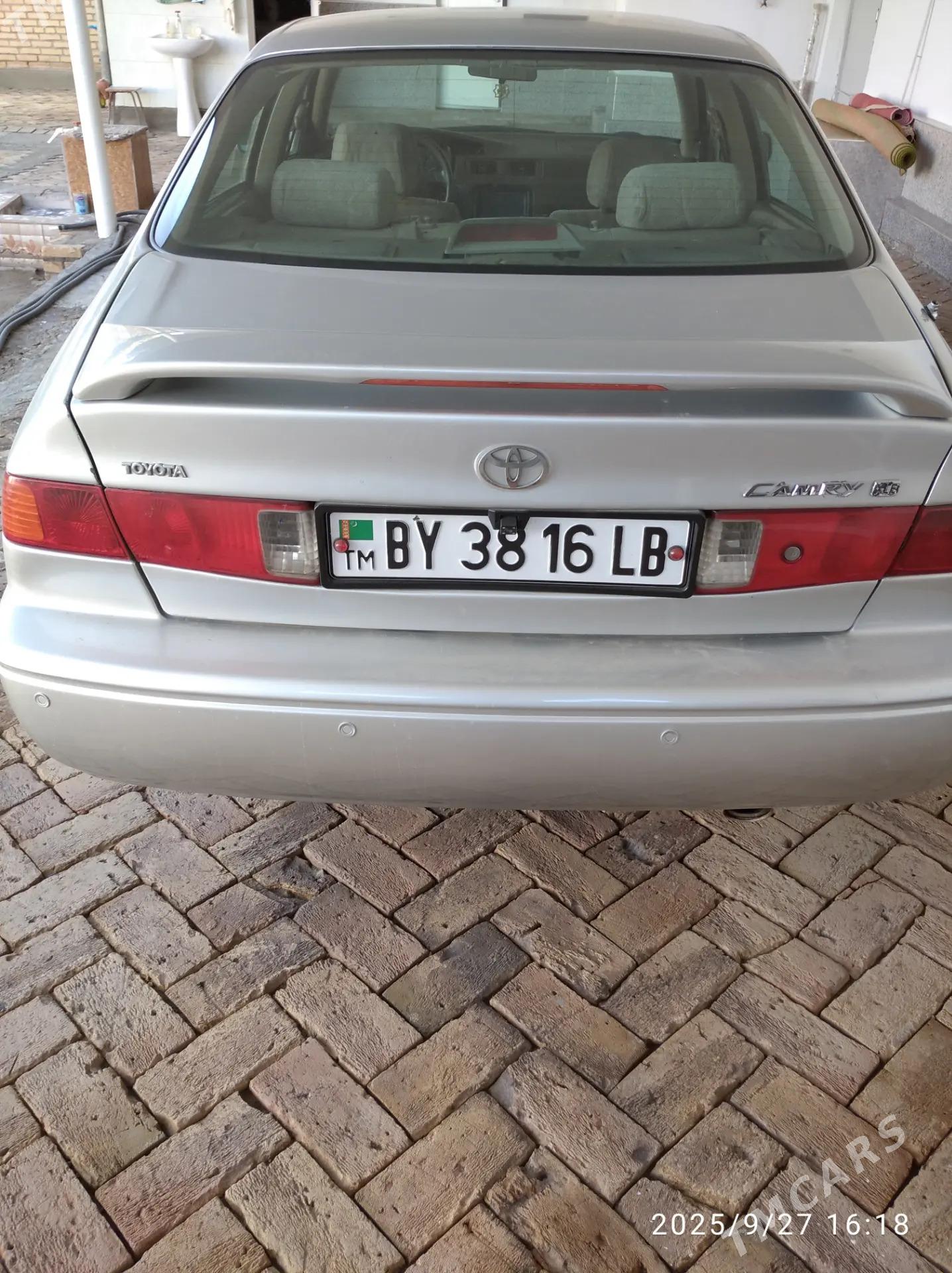 Toyota Camry 2000 - 132 000 TMT - Kerki - img 4