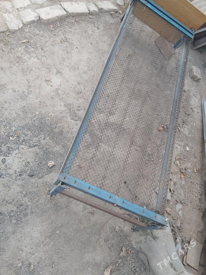 железная кровать сетка - Ашхабад - img 1