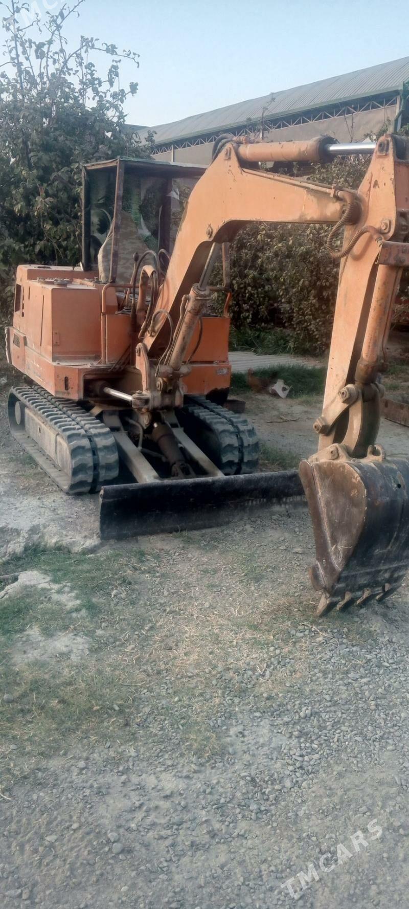 JCB 3CX Compact 2005 - 100 000 TMT - Бахарден - img 3