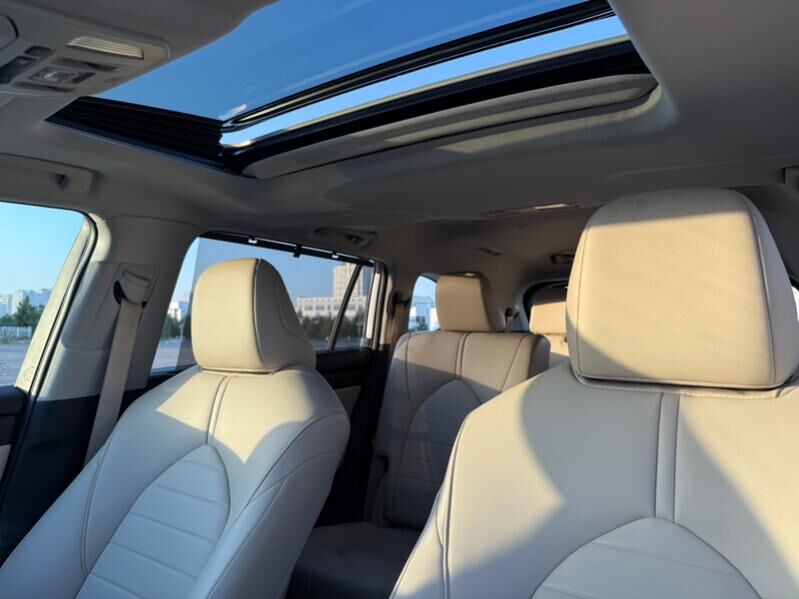 Toyota Highlander 2021 - 640 000 TMT - Aşgabat - img 2