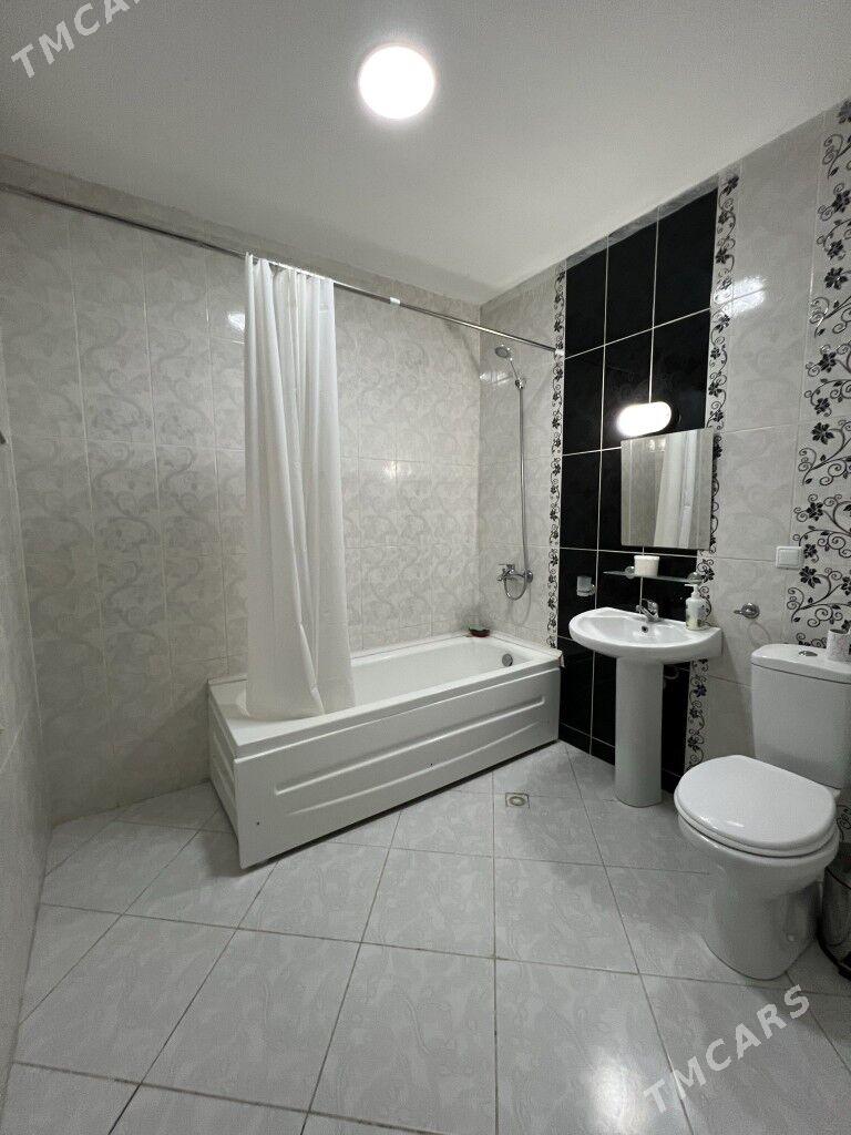 Гуртлы 4эт 3ком 130м2 Лифт - Ашхабад - img 8