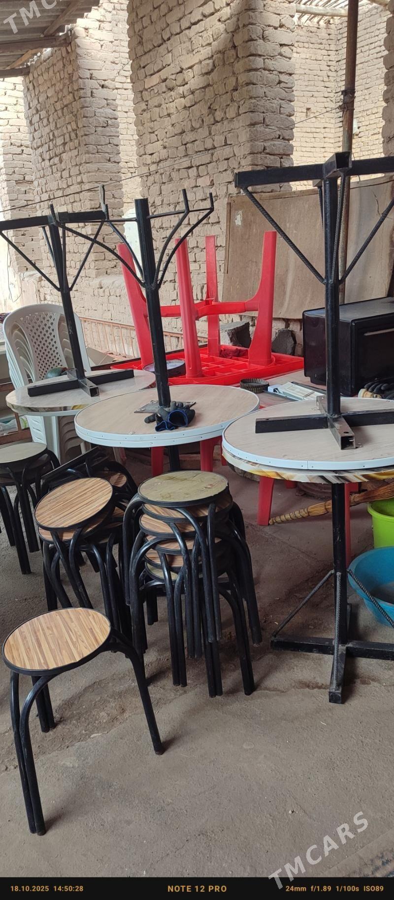 Stol we Oturgyçlar - Daşoguz - img 1