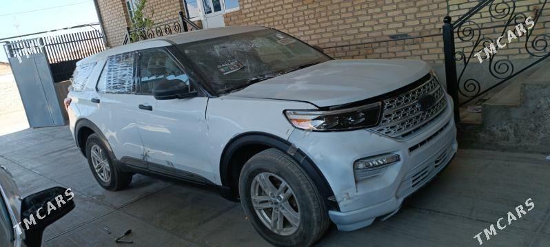 Ford Explorer 2022 - 290 000 TMT - Байрамали - img 3