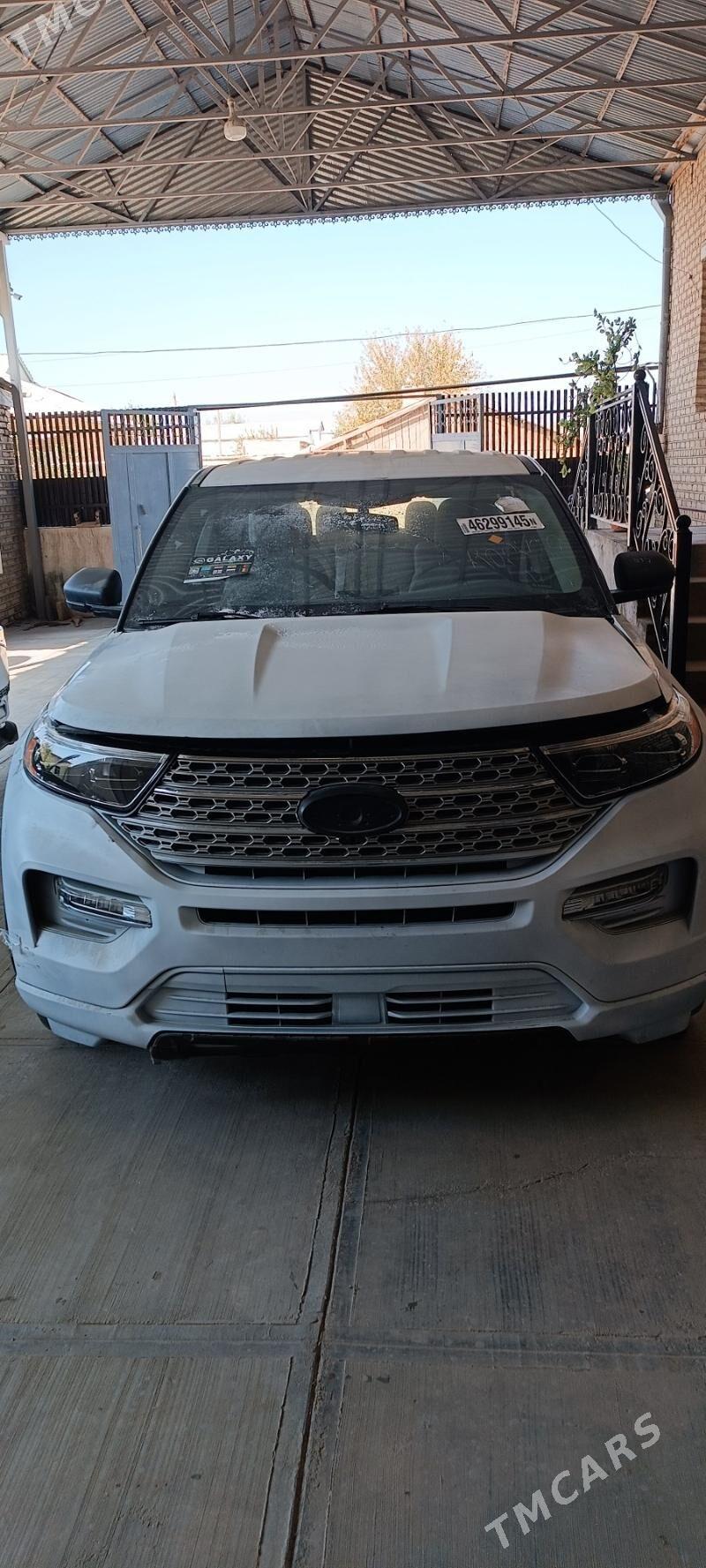Ford Explorer 2022 - 290 000 TMT - Байрамали - img 1