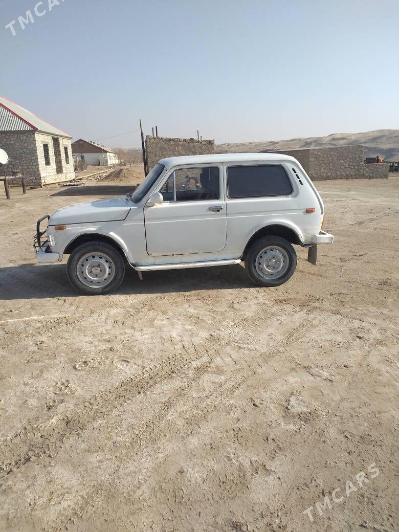 Lada Niva 1980 - 23 000 TMT - Балканабат - img 2