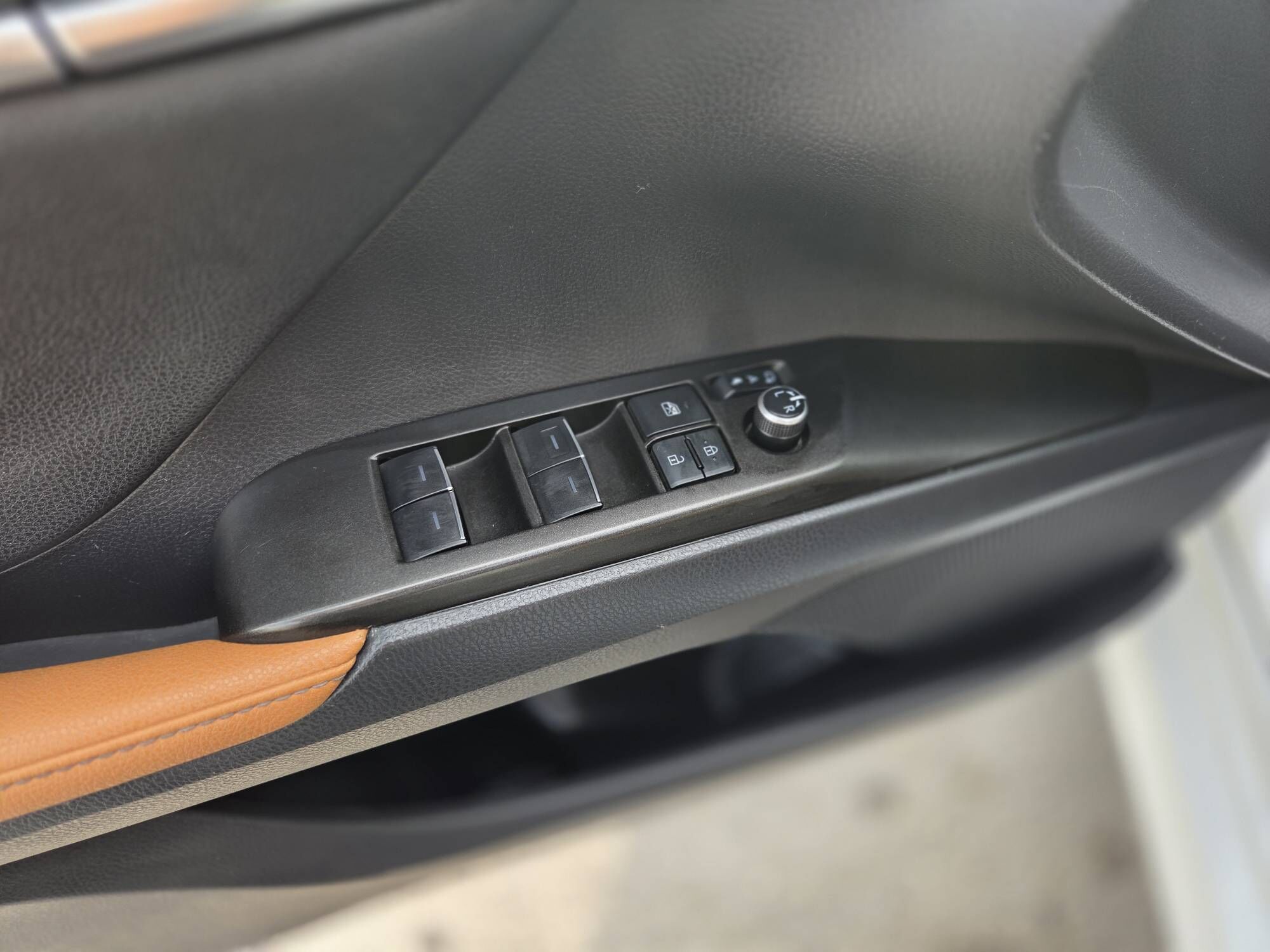 Toyota Camry 2023 - 487 500 TMT - Ашхабад - img 5