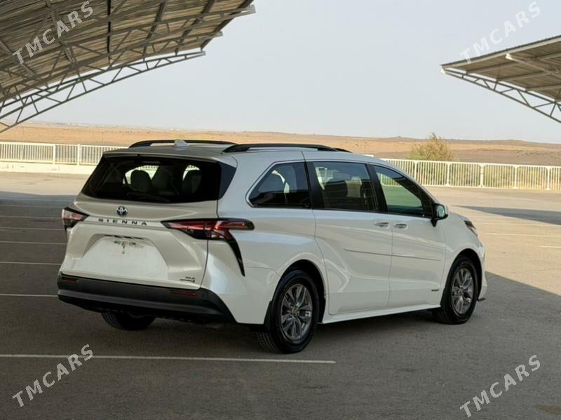 Toyota Sienna 2022 - 485 000 TMT - Aşgabat - img 8