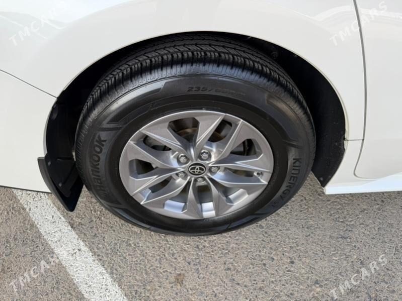 Toyota Sienna 2022 - 485 000 TMT - Aşgabat - img 9