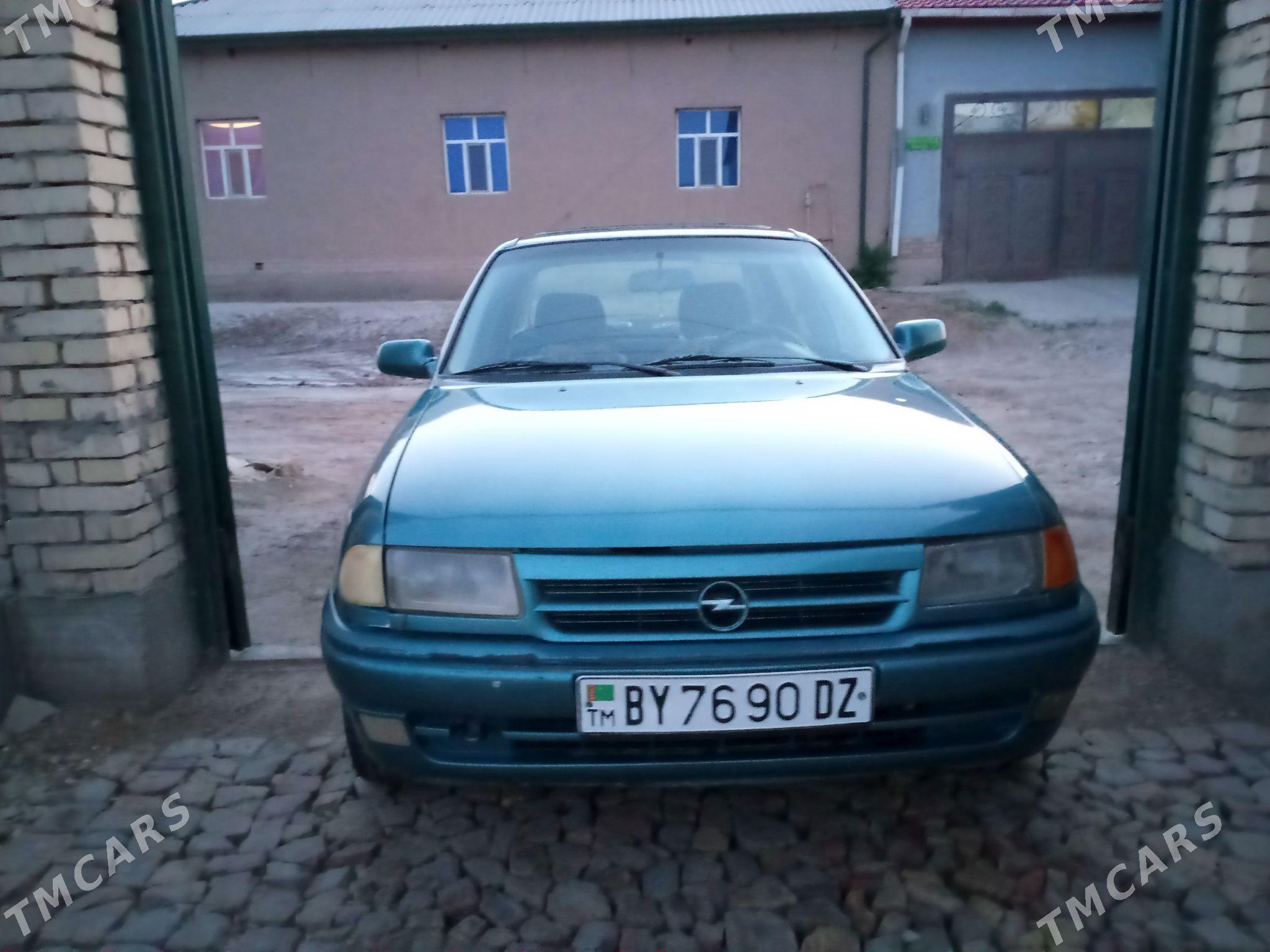 Opel Astra 1993 - 25 000 TMT - Türkmenbaşy etr. - img 4