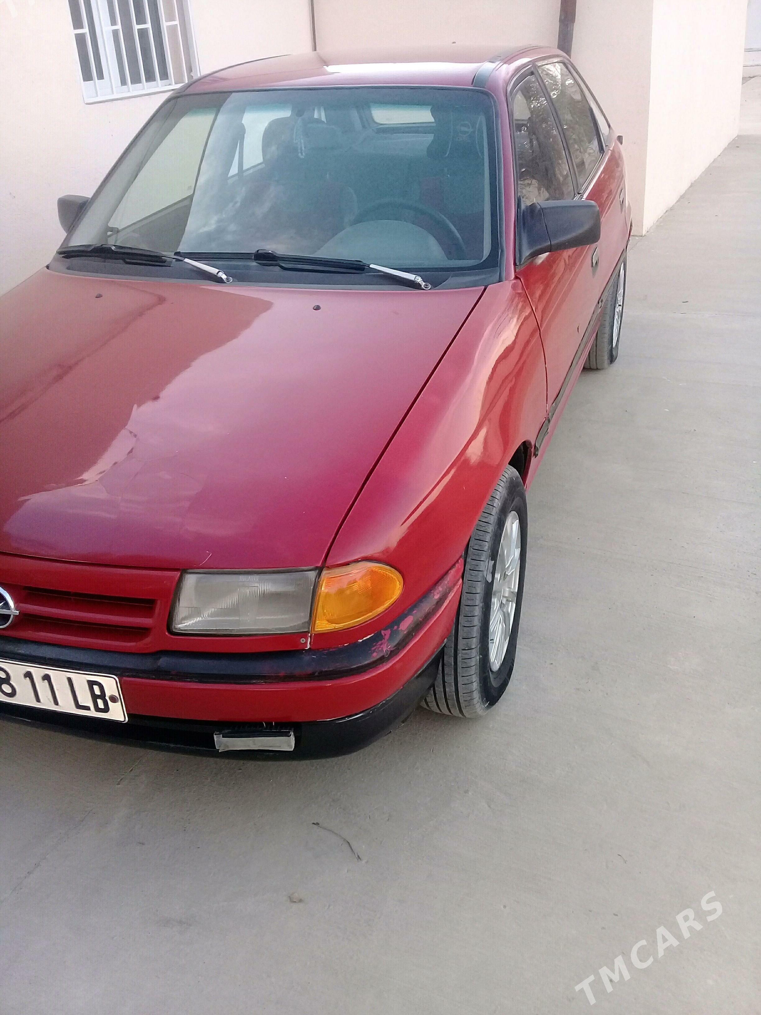 Opel Astra 1992 - 35 000 TMT - Darganata - img 5