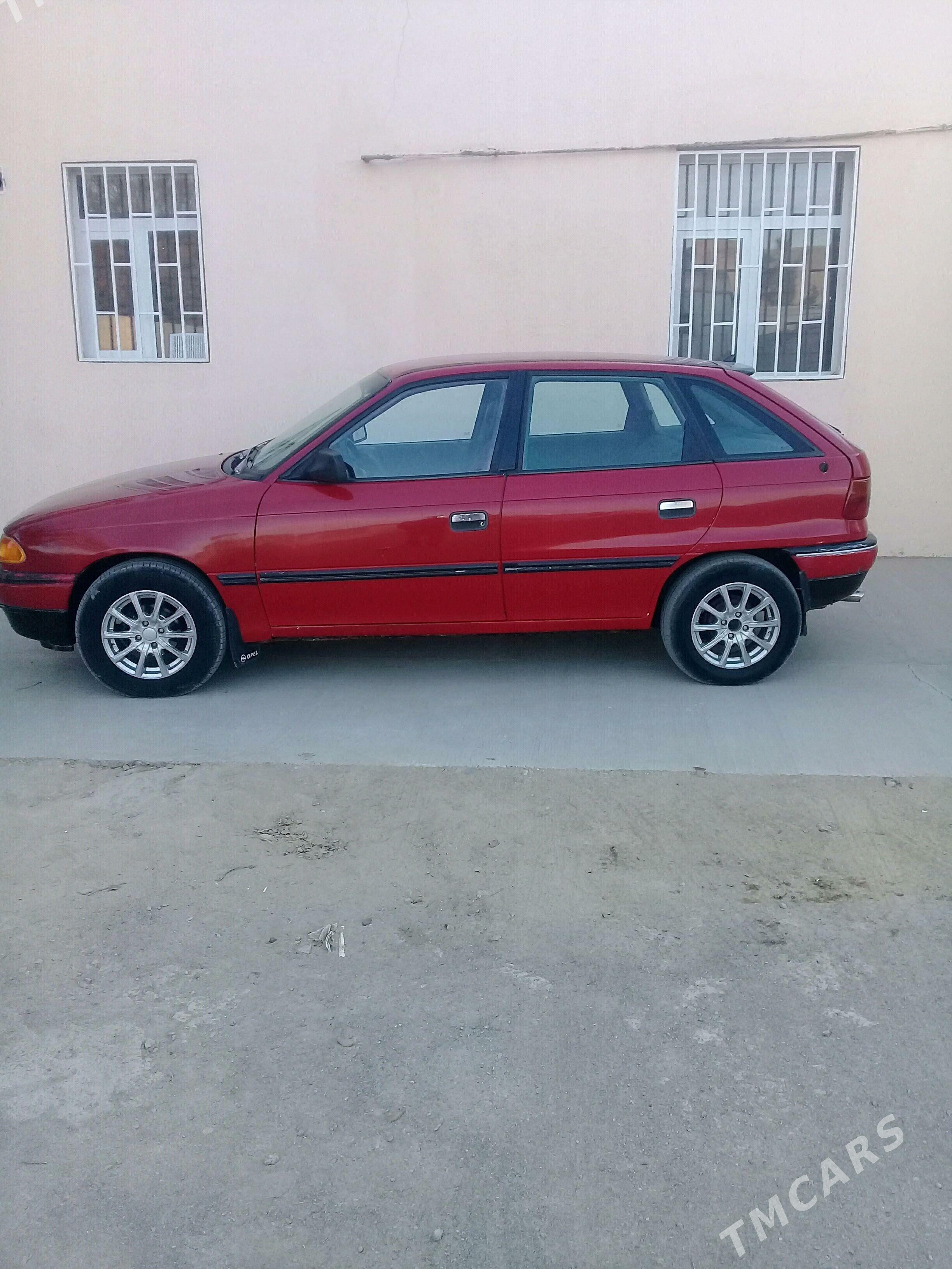 Opel Astra 1992 - 35 000 TMT - Darganata - img 6