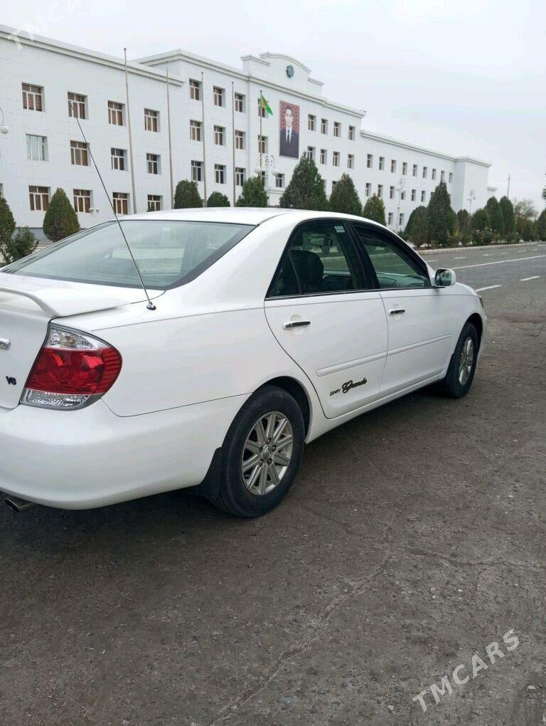 Toyota Camry 2002 - 190 000 TMT - Кёнеургенч - img 3
