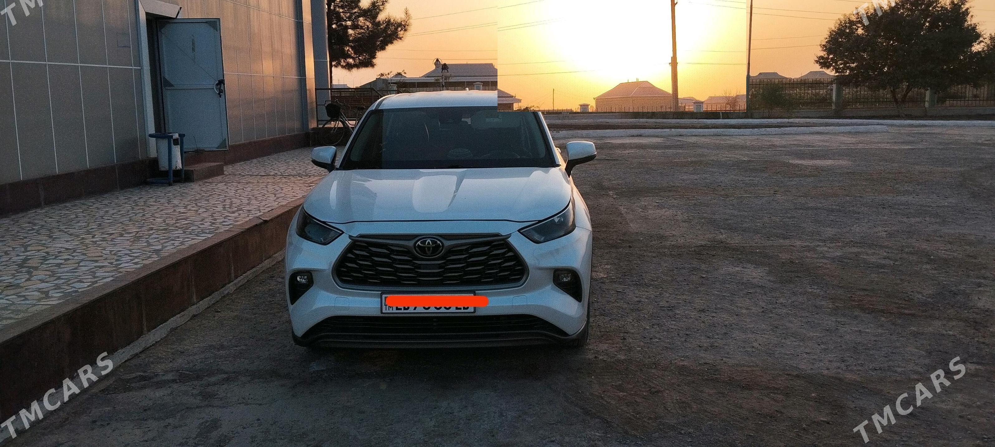 Toyota Highlander 2022 - 510 000 TMT - Сакарчага - img 4