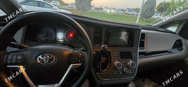 Toyota Sienna 2015 - 385 000 TMT - Ашхабад - img 2