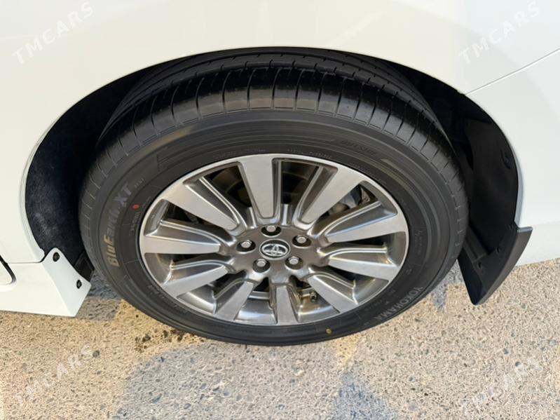 Toyota Sienna 2020 - 695 000 TMT - Ашхабад - img 5