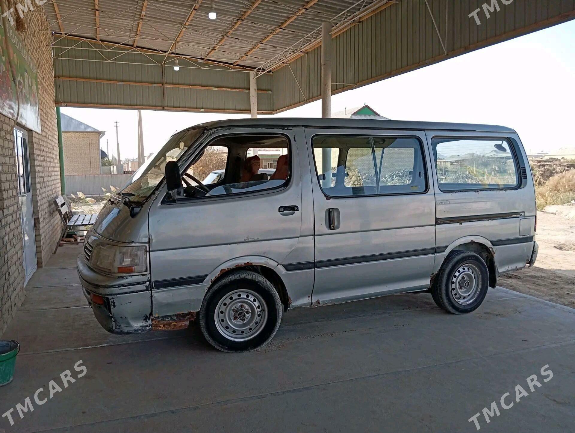 Toyota Hiace 1994 - 50 000 TMT - Мургап - img 1