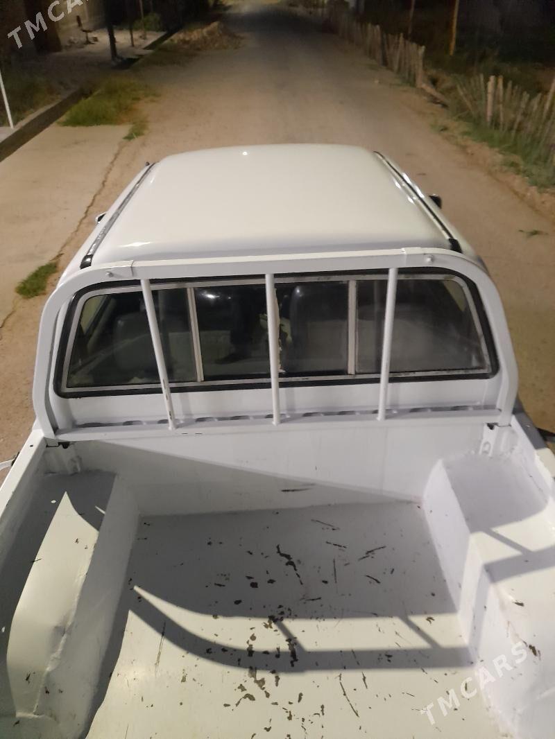 Mitsubishi L200 2003 - 90 000 TMT - Чарджоу - img 3