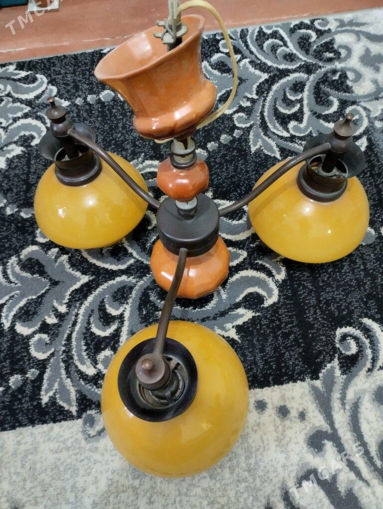 Lyustralar - Туркменбаши - img 1