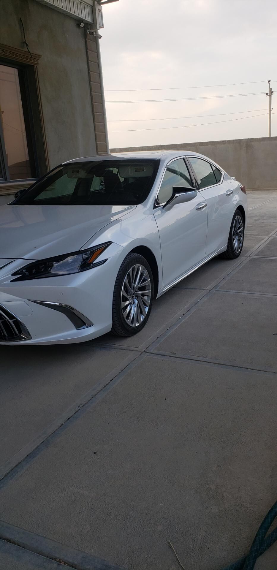 Lexus ES 350 2020 - 600 000 TMT - Büzmeýin - img 7