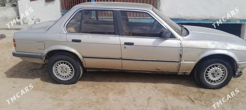 BMW 320 1983 - 8 000 TMT - Эсенгулы - img 10