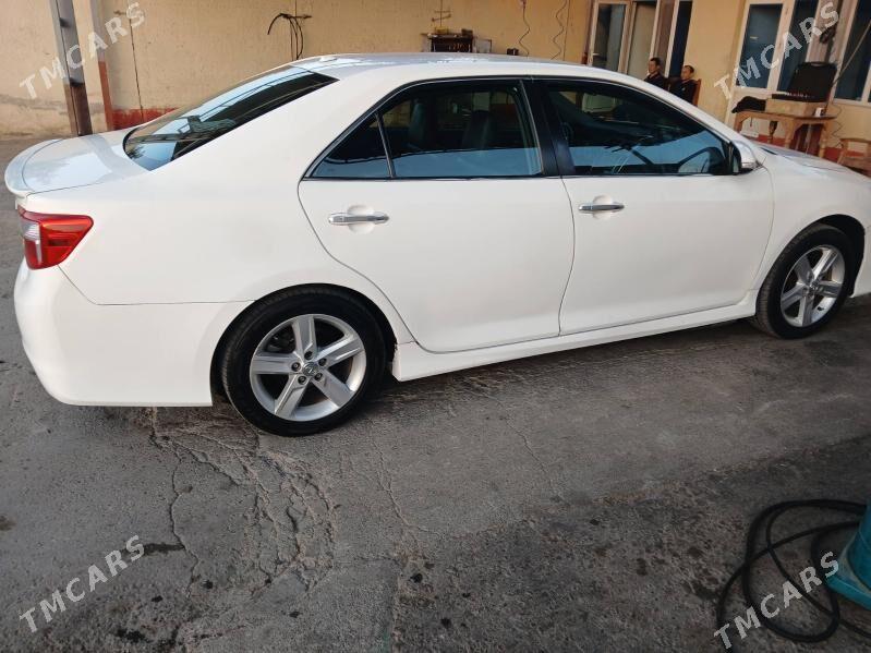 Toyota Camry 2012 - 210 000 TMT - Büzmeýin - img 1