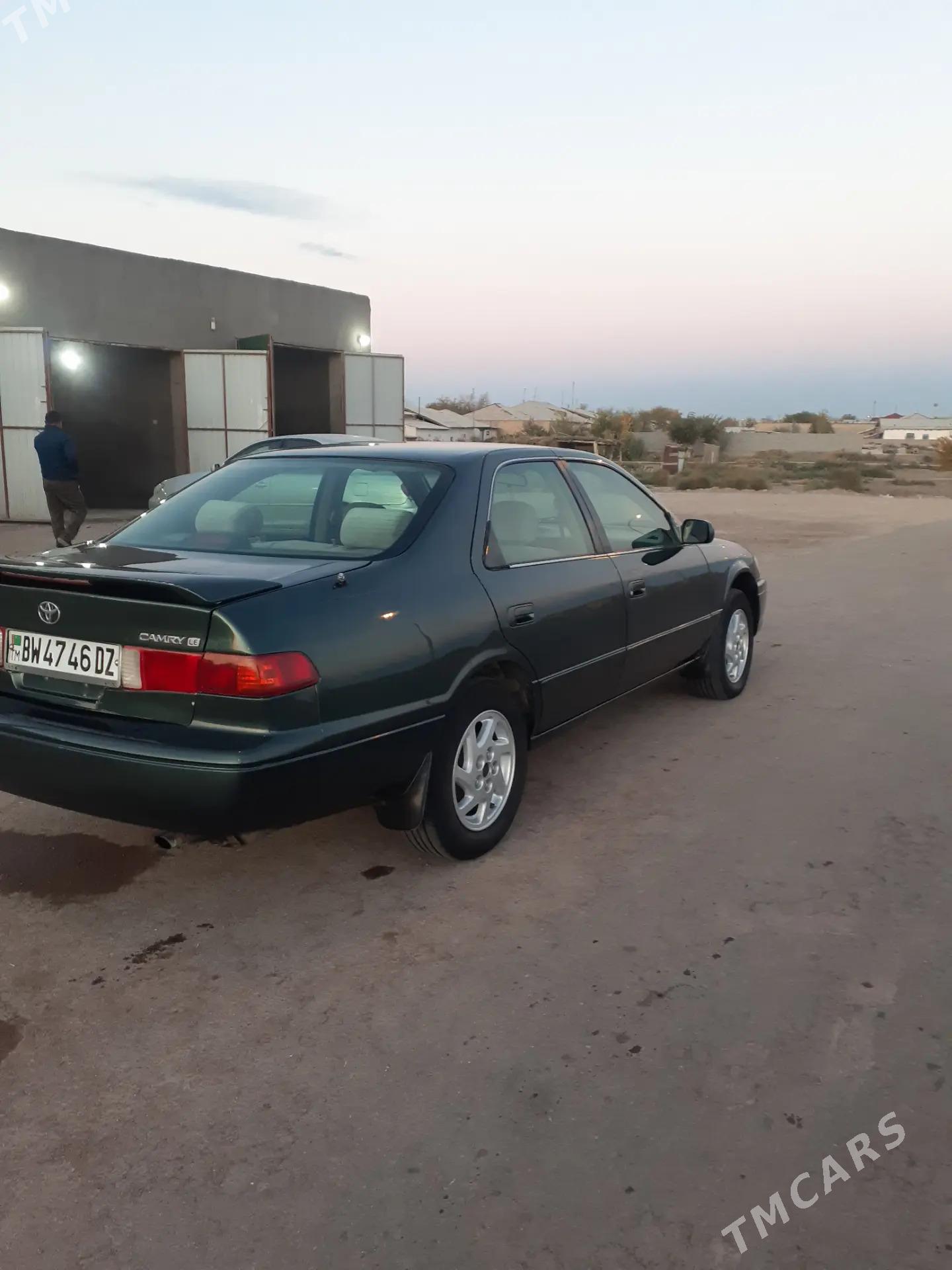 Toyota Camry 1999 - 140 000 TMT - Boldumsaz - img 4