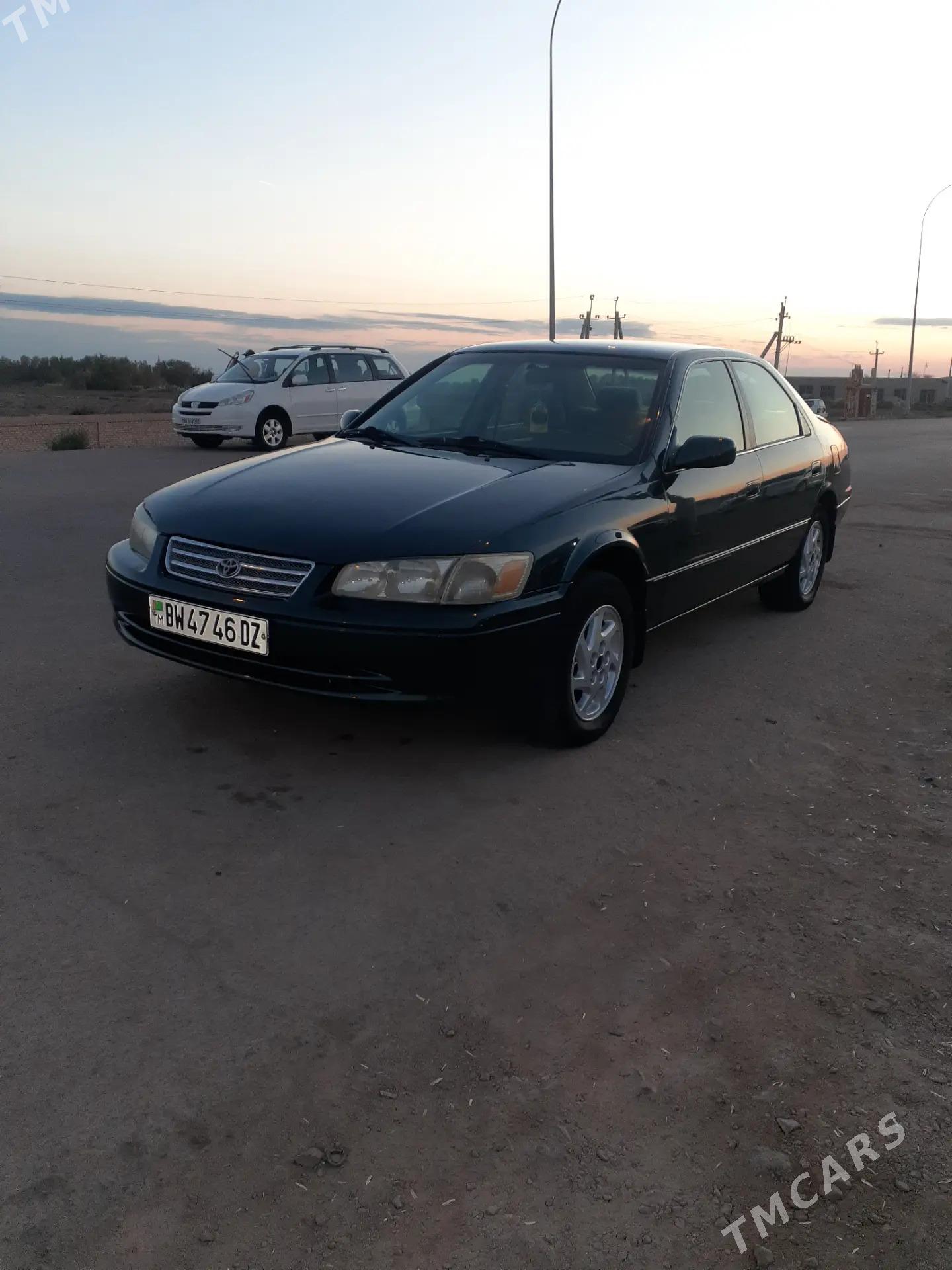 Toyota Camry 1999 - 140 000 TMT - Boldumsaz - img 2