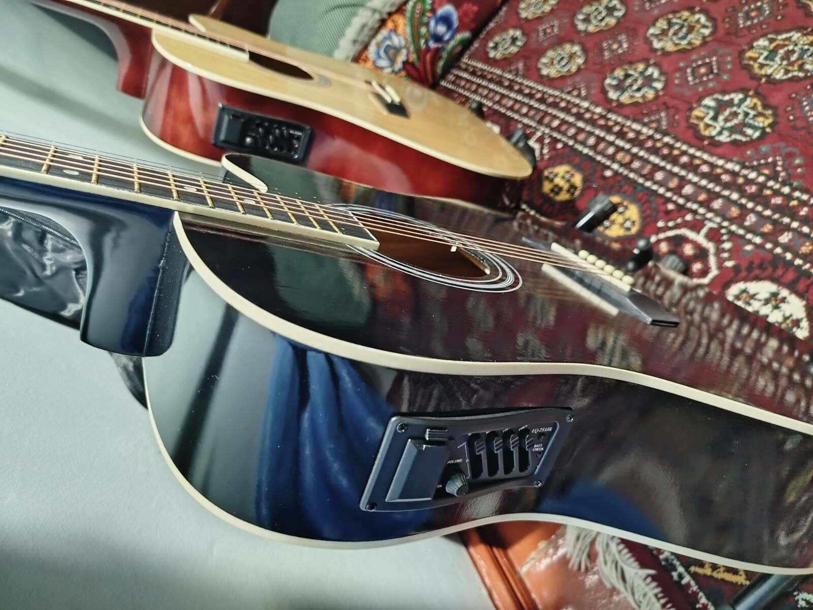 EKWALAYZERLI AKUSTIK GITARA - Türkmenbaşy - img 5