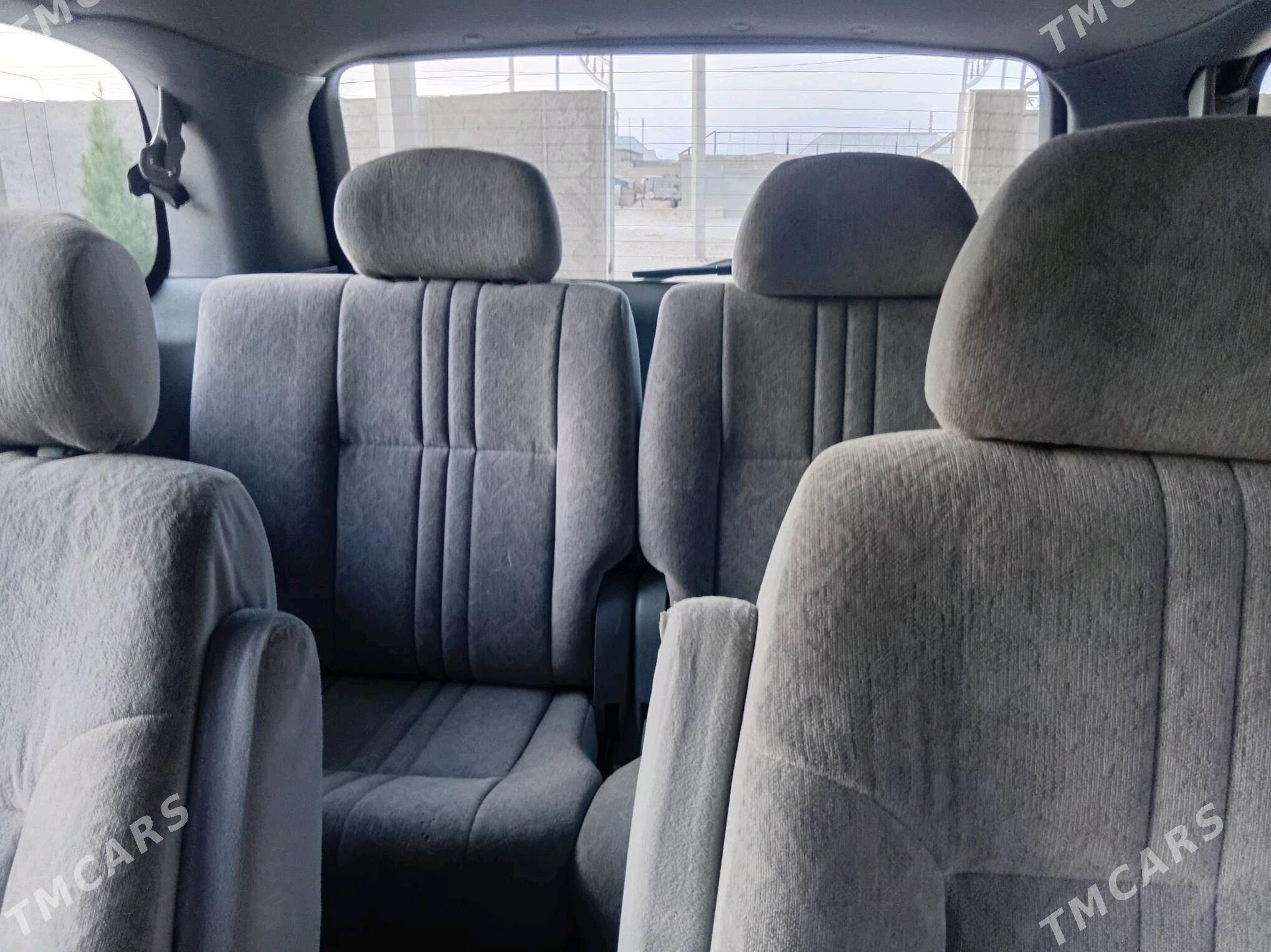 Toyota Sienna 2000 - 170 000 TMT - Гумдаг - img 5