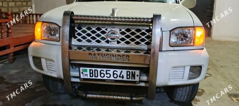 Nissan Pathfinder 2002 - 130 000 TMT - Гызыларбат - img 4