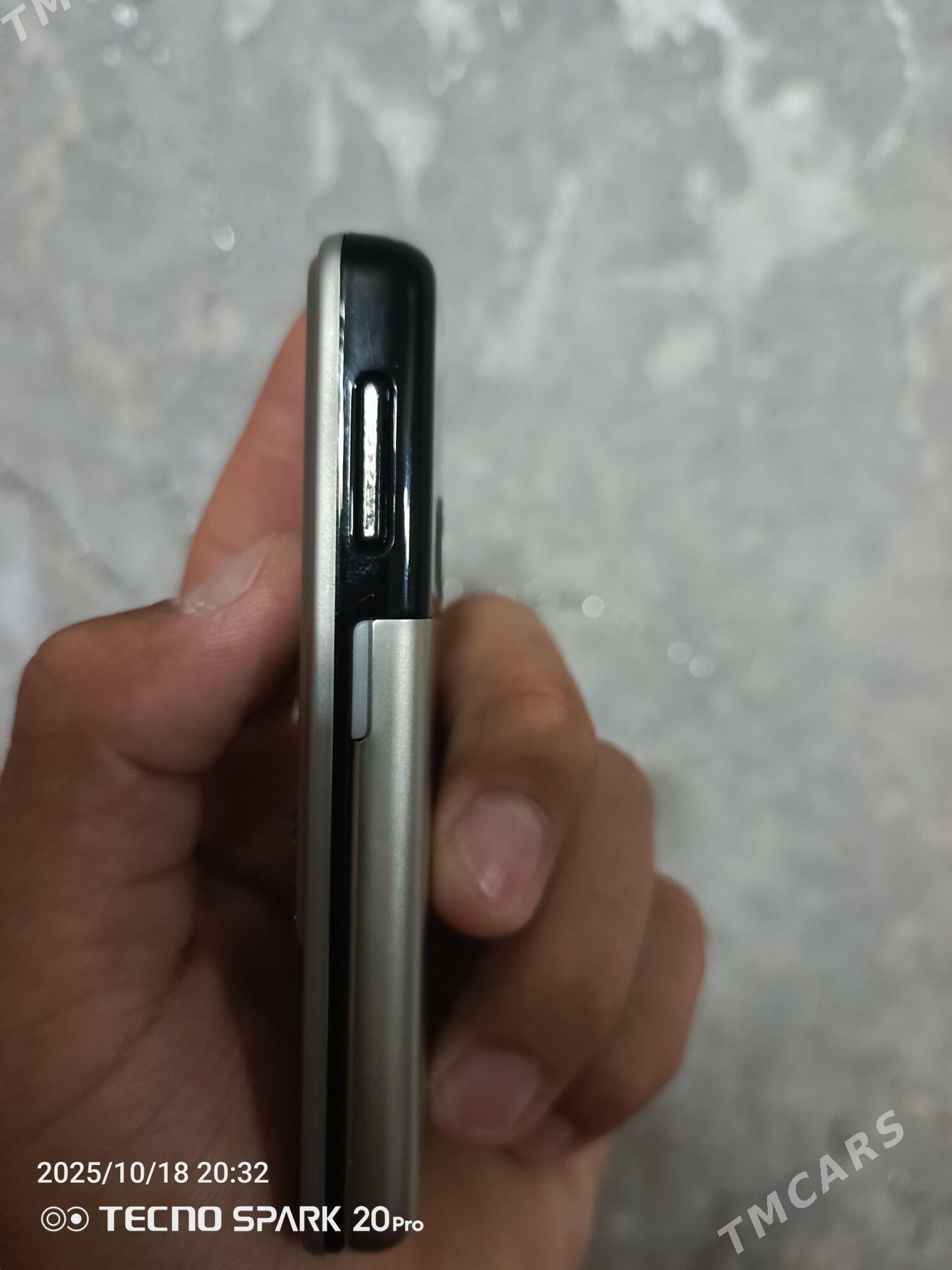 Nokia 6300 - Бузмеин - img 1