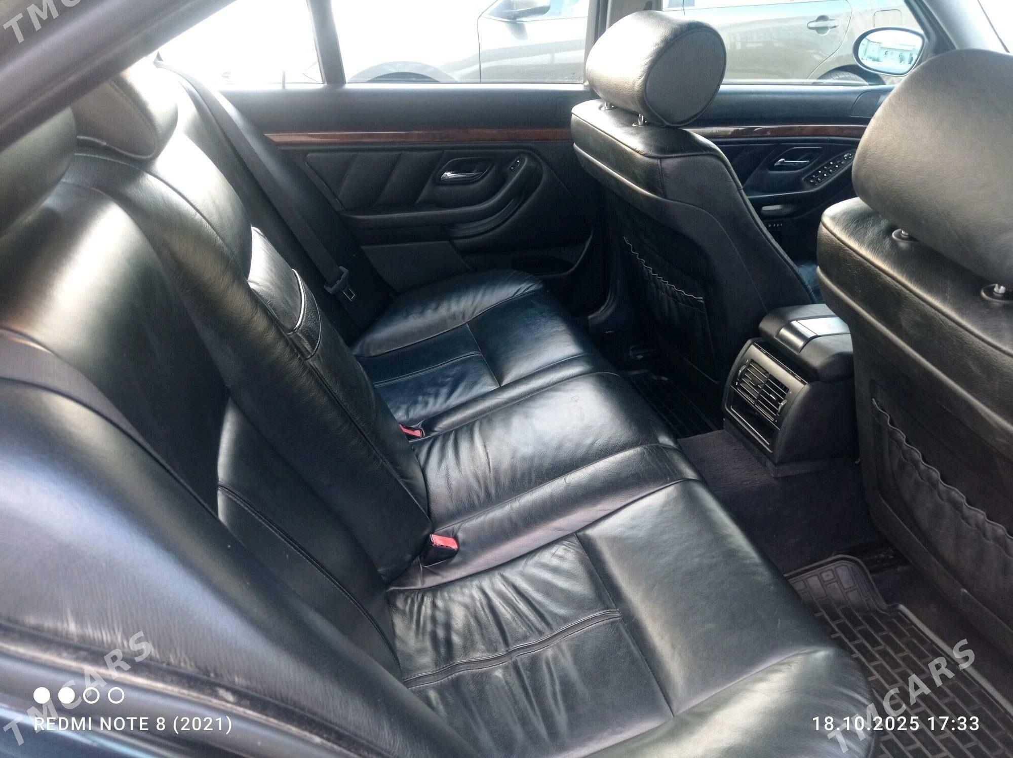 BMW 540 2002 - 180 000 TMT - Чарджоу - img 1