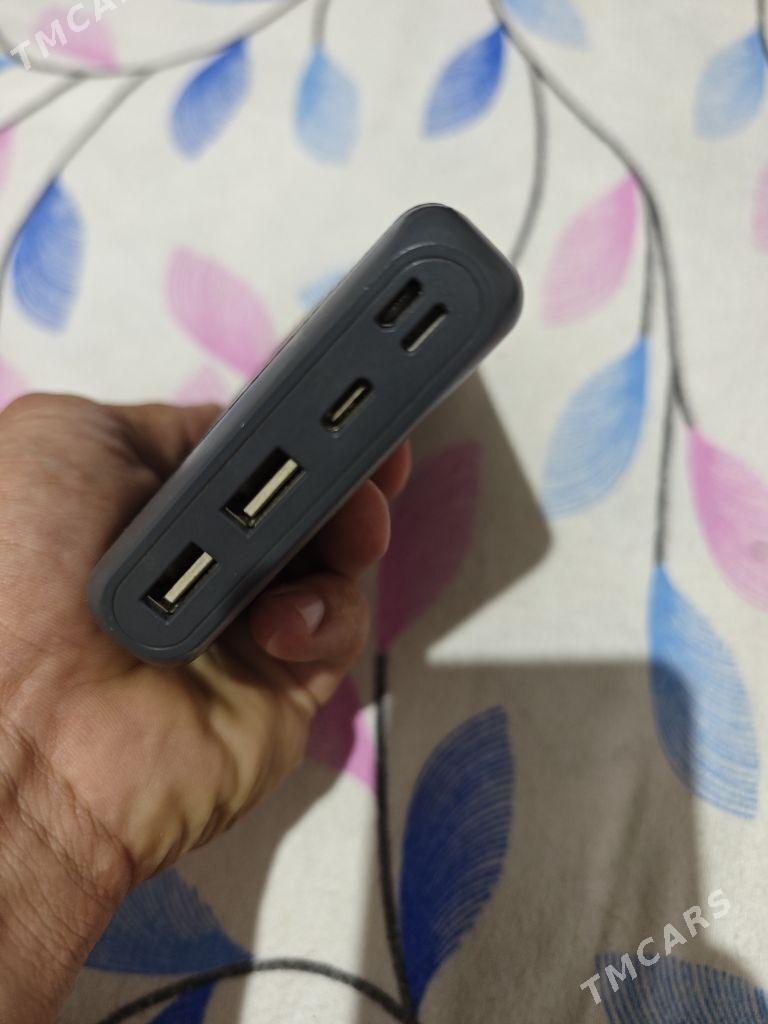 POWER BANK, AKUMLYATOR. - Mary - img 2