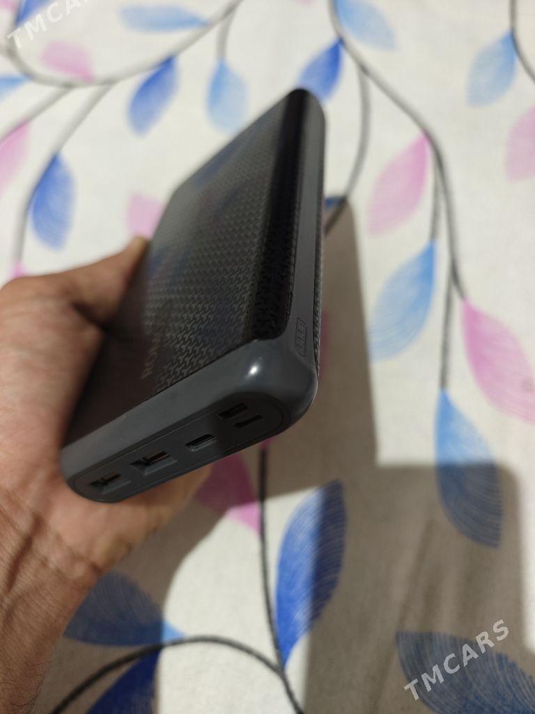 POWER BANK, AKUMLYATOR. - Mary - img 1